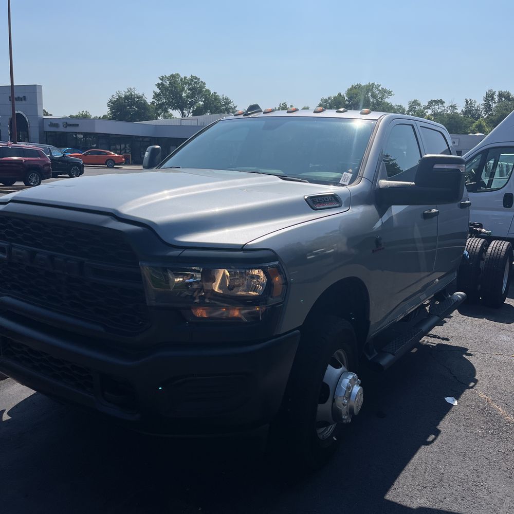 2023 Ram 3500 Cab/Chassis