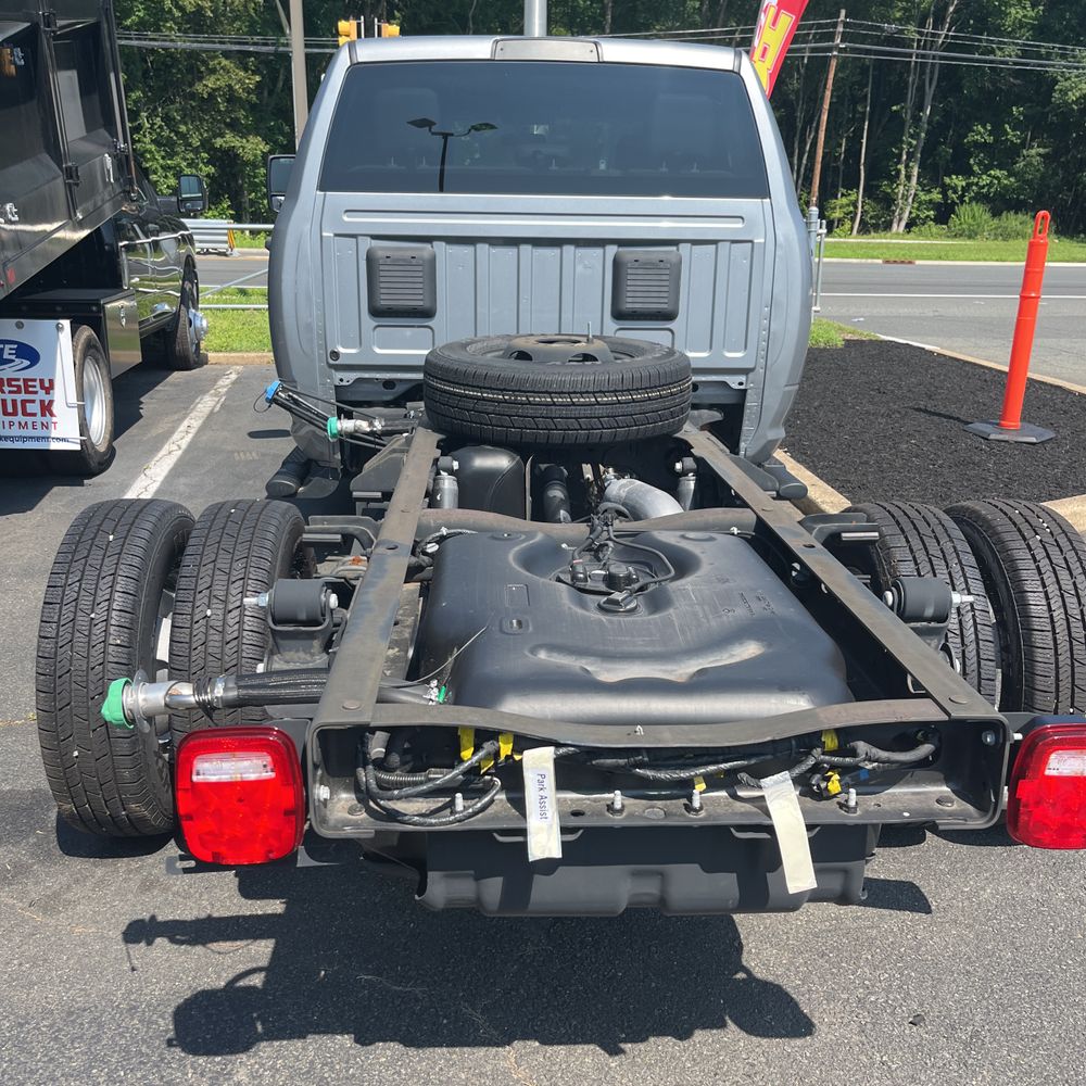 2023 Ram 3500 Cab/Chassis Tradesman
