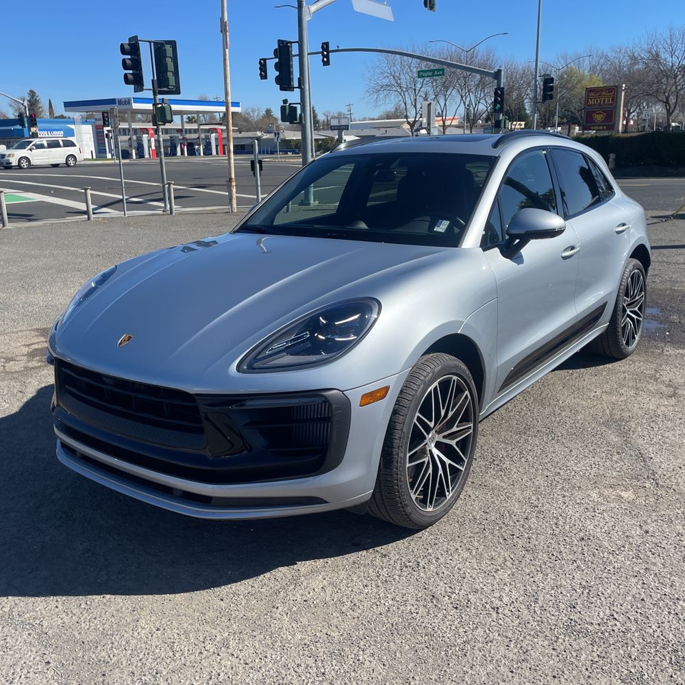 2023 Porsche Macan S