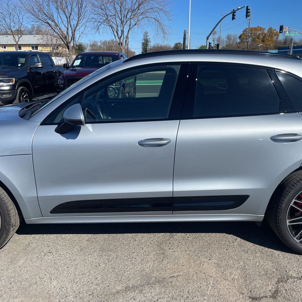 2023 Porsche Macan S