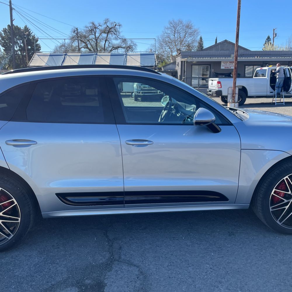 2023 Porsche Macan S