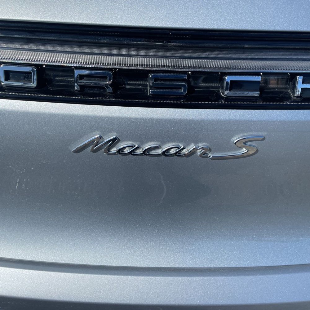 2023 Porsche Macan S
