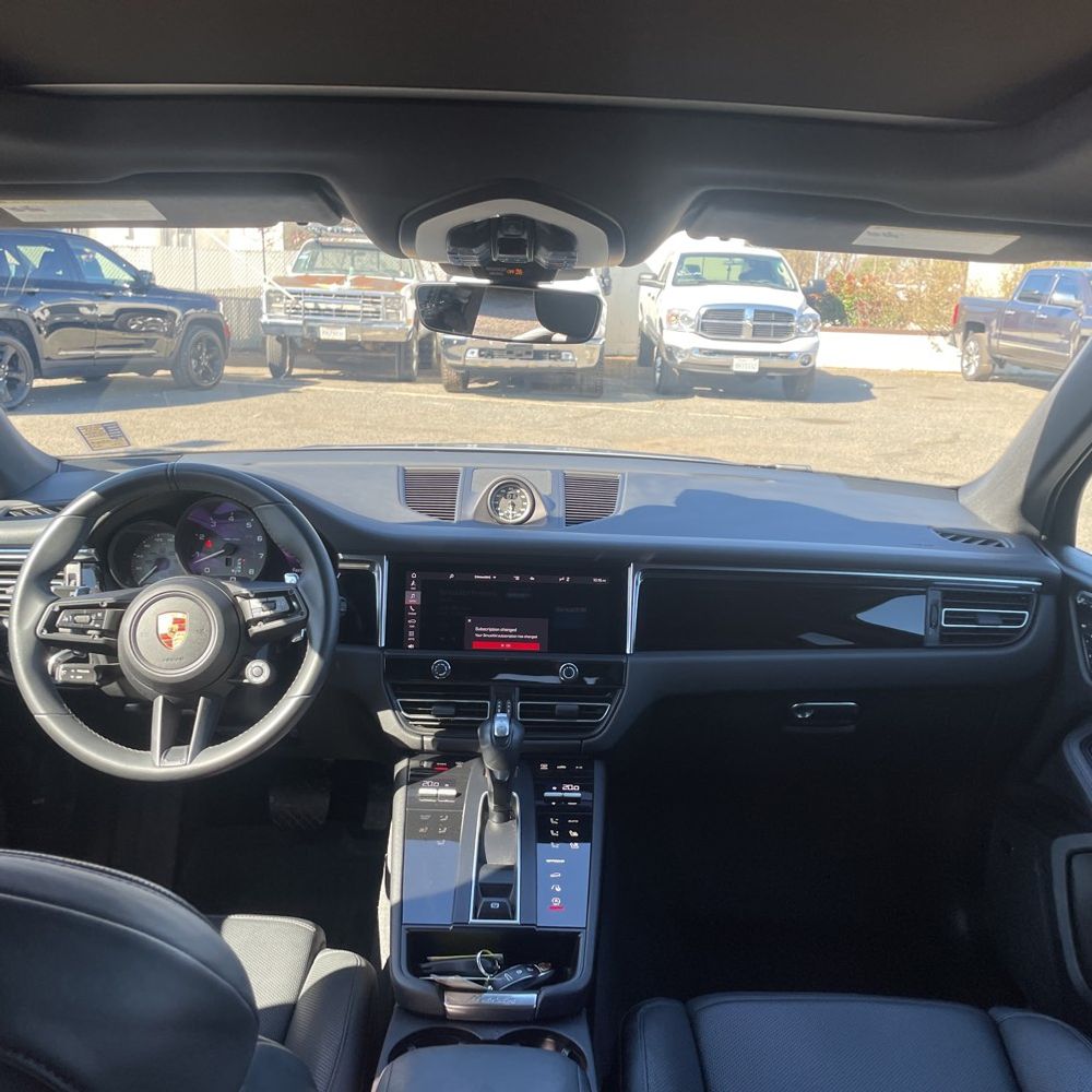 2023 Porsche Macan S