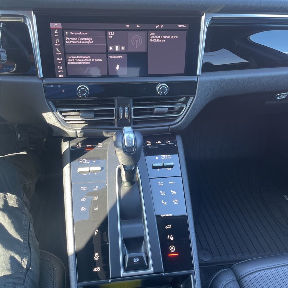 2023 Porsche Macan S