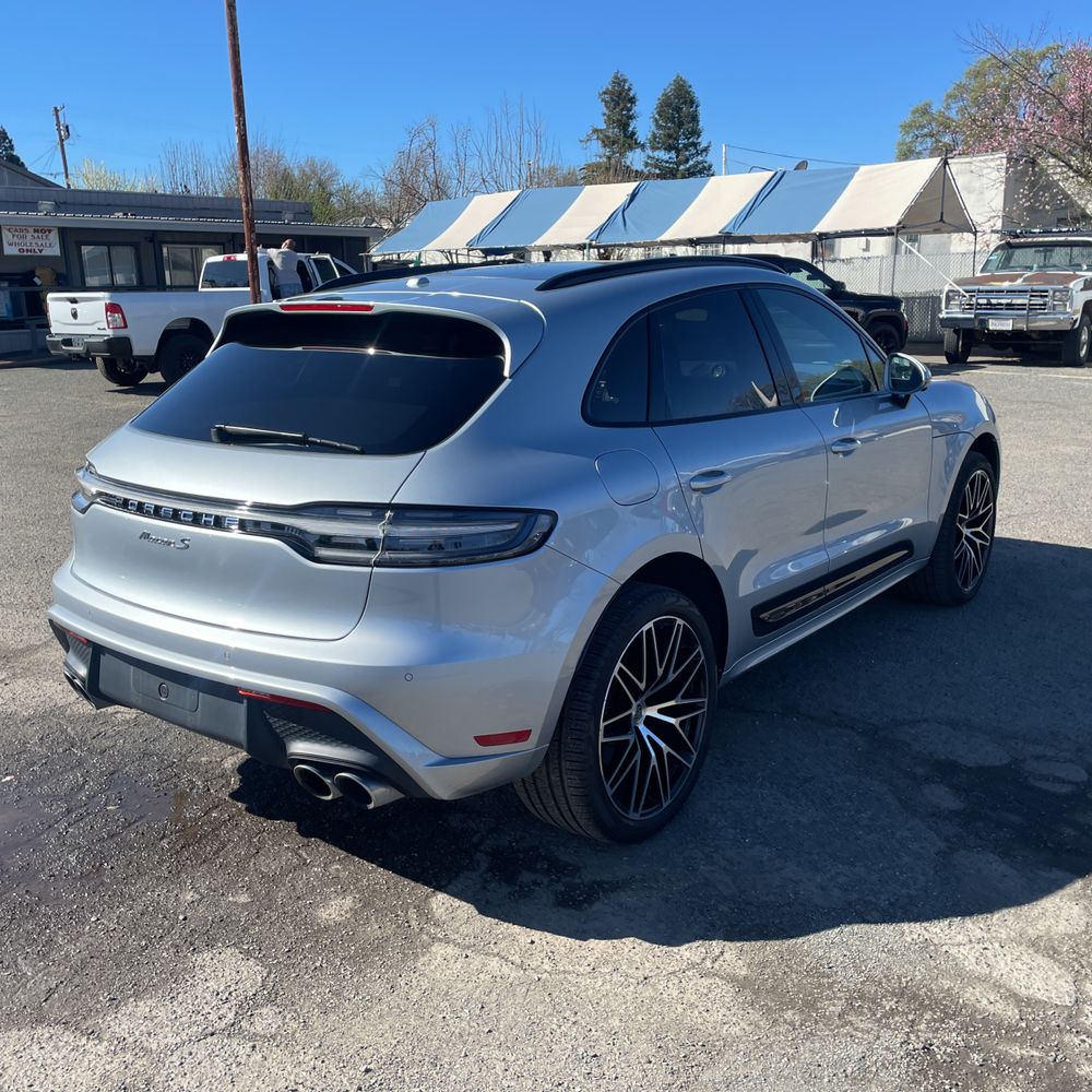 2023 Porsche Macan S