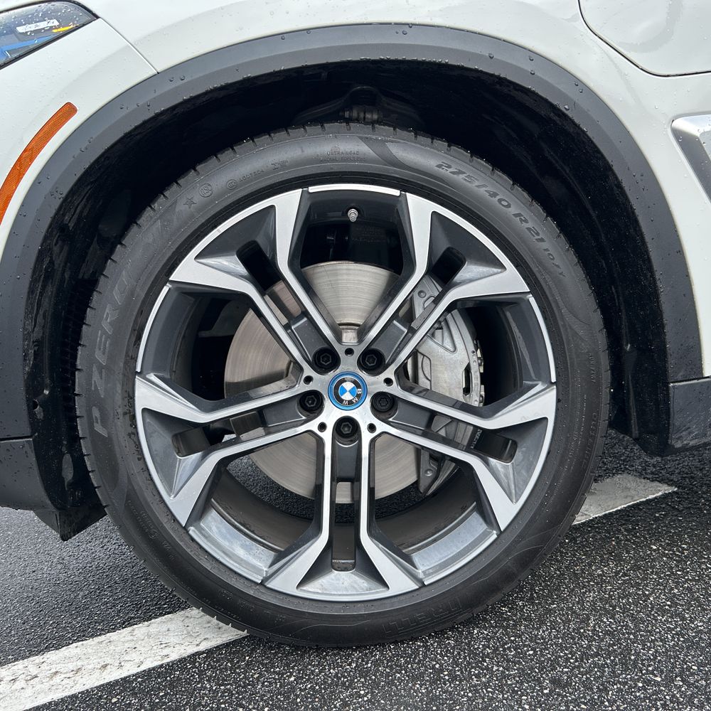 2025 BMW X5 xDrive50e
