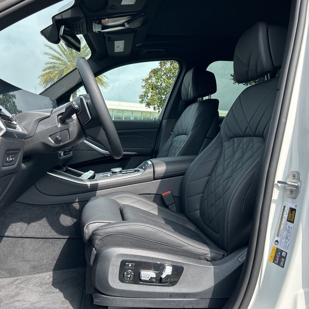 2025 BMW X5 xDrive50e