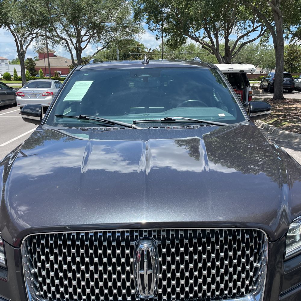 2023 Lincoln Navigator Standard