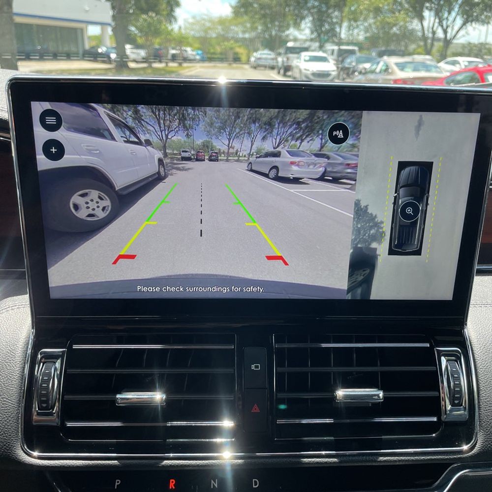 2023 Lincoln Navigator Standard