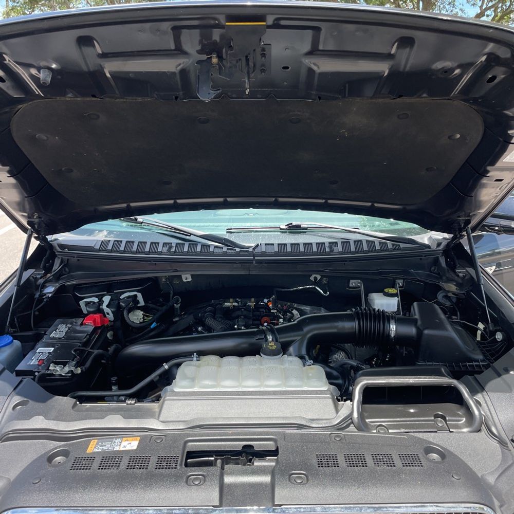 2023 Lincoln Navigator Standard