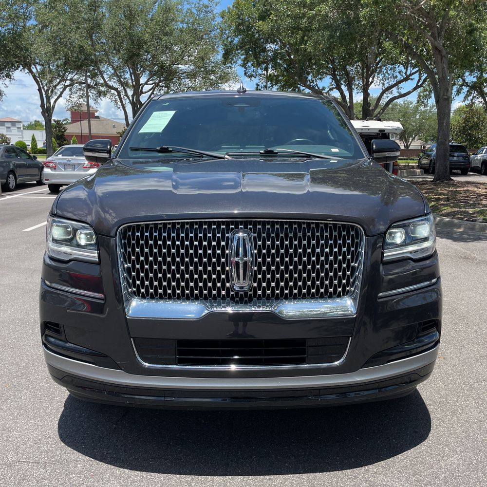 2023 Lincoln Navigator Standard