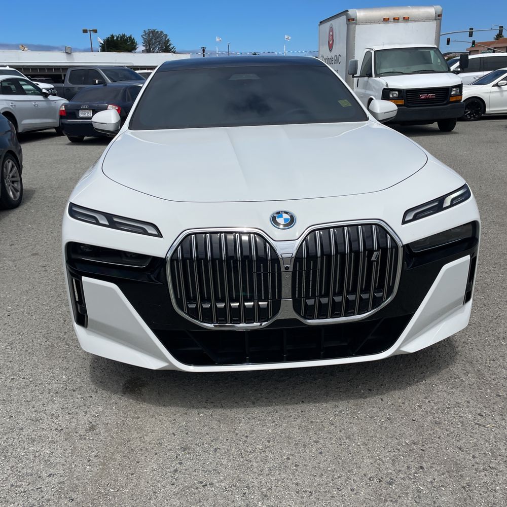 2024 BMW i7 xDrive60