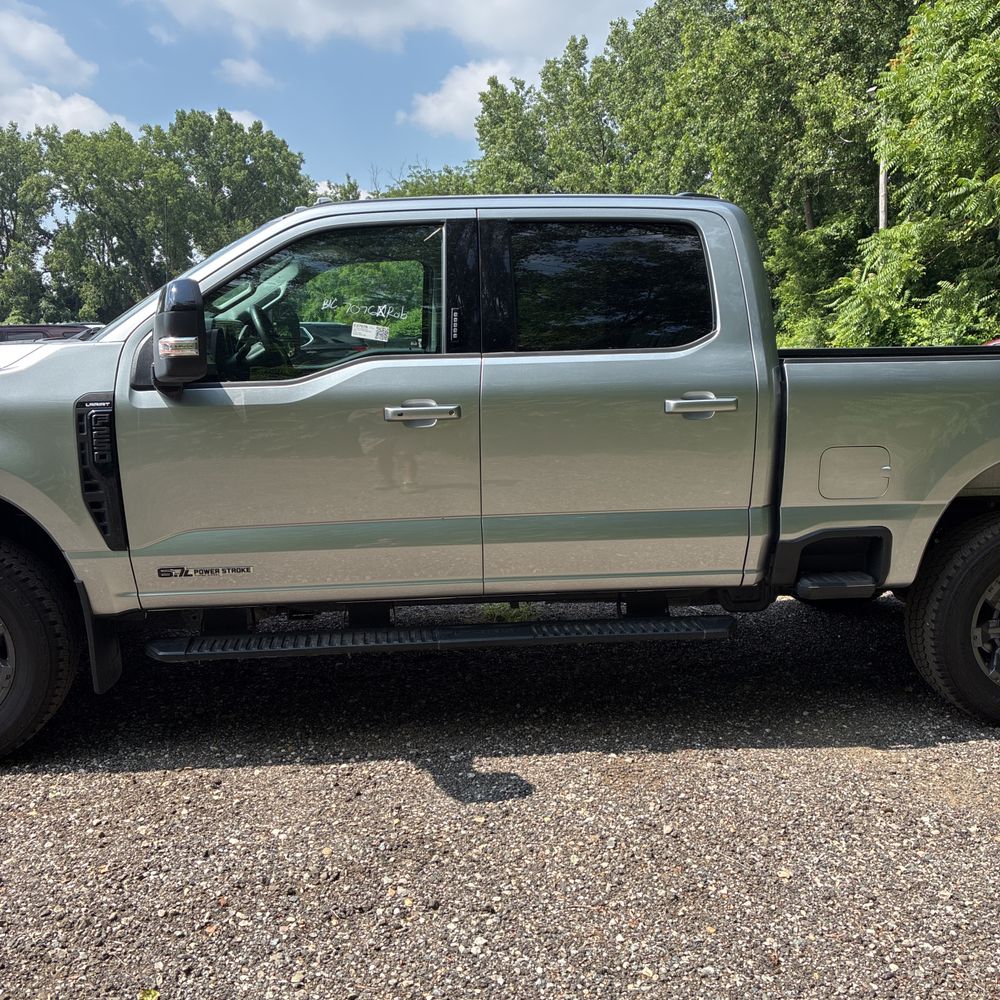 2024 Ford F250 S/D Lariat