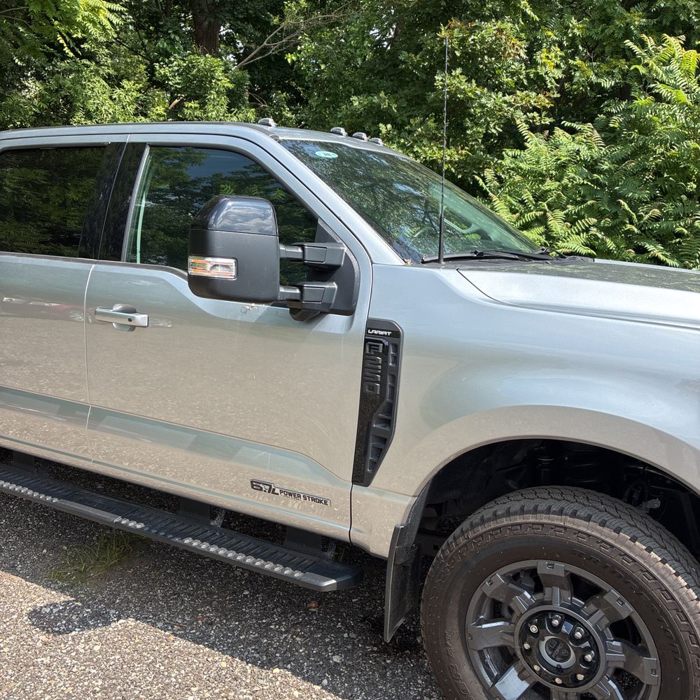 2024 Ford F250 S/D Lariat