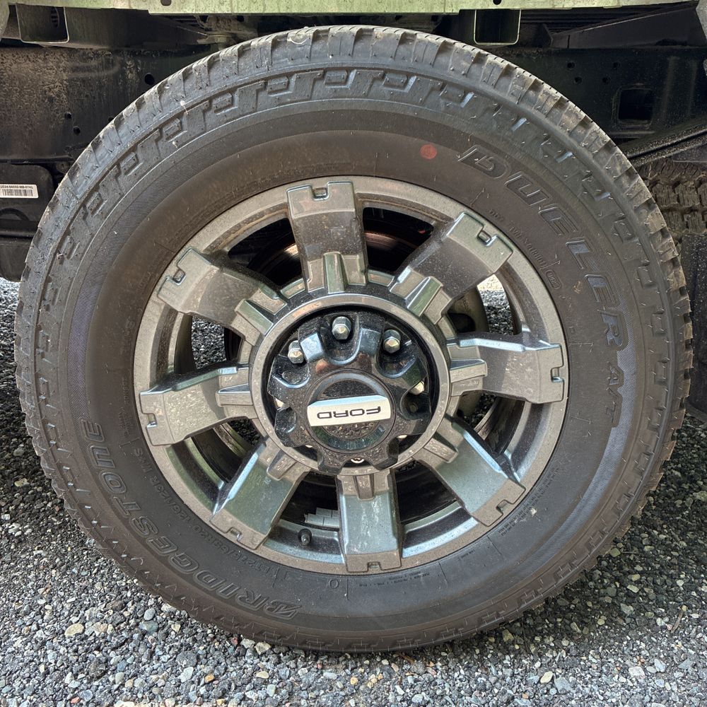 2024 Ford F250 S/D Lariat