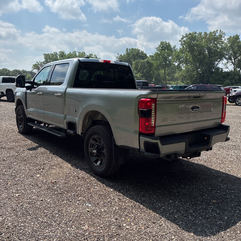 2024 Ford F250 S/D Lariat
