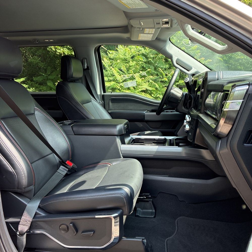 2024 Ford F250 S/D Lariat