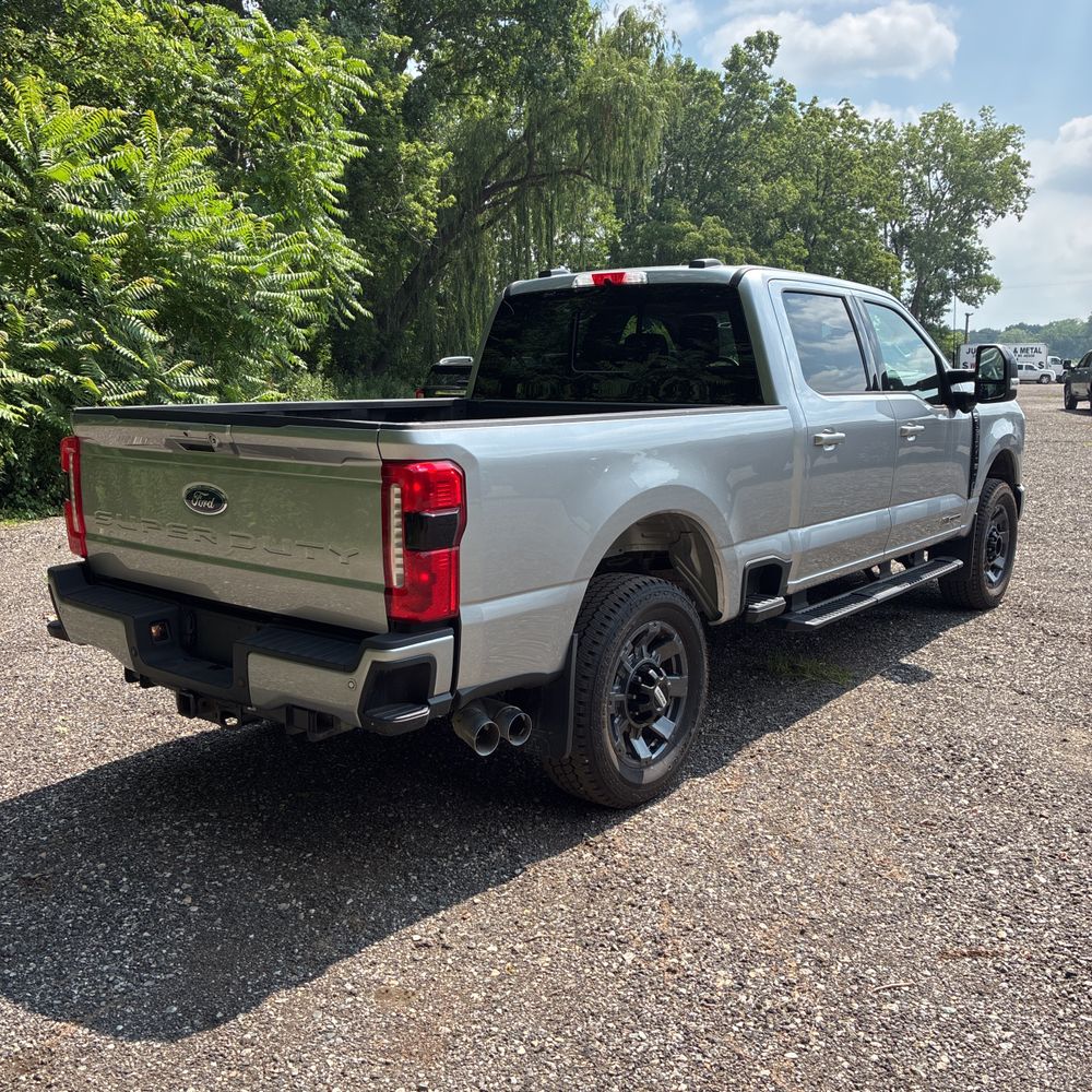 2024 Ford F250 S/D Lariat