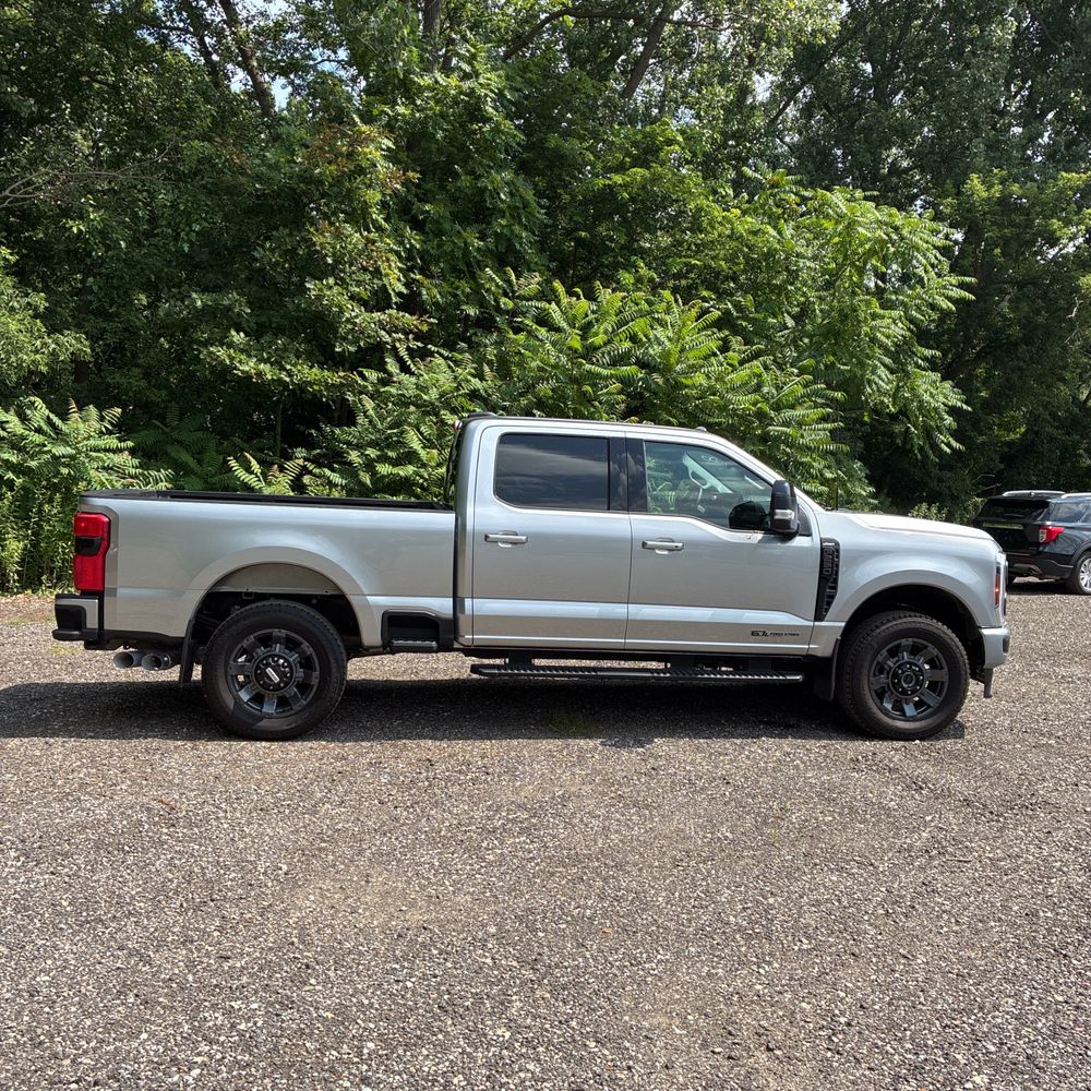 2024 Ford F250 S/D Lariat