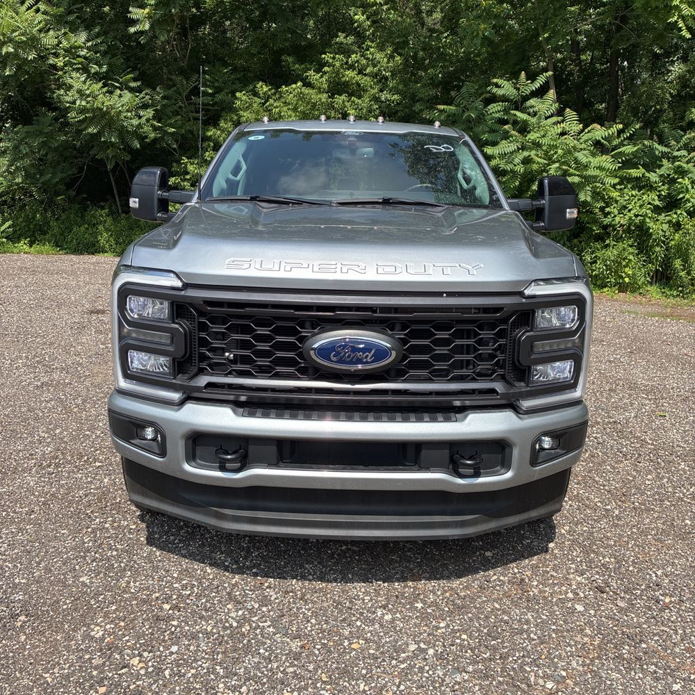 2024 Ford F250 S/D Lariat