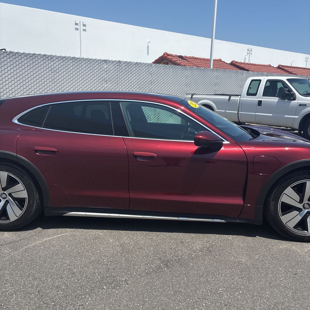 2023 Porsche Taycan 4S Cross Turismo