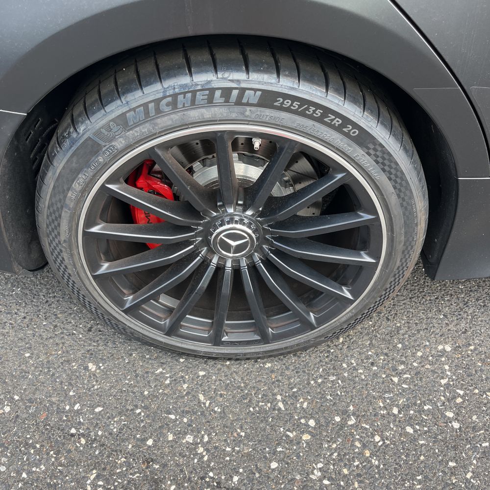 2021 Mercedes-Benz AMG GT 63
