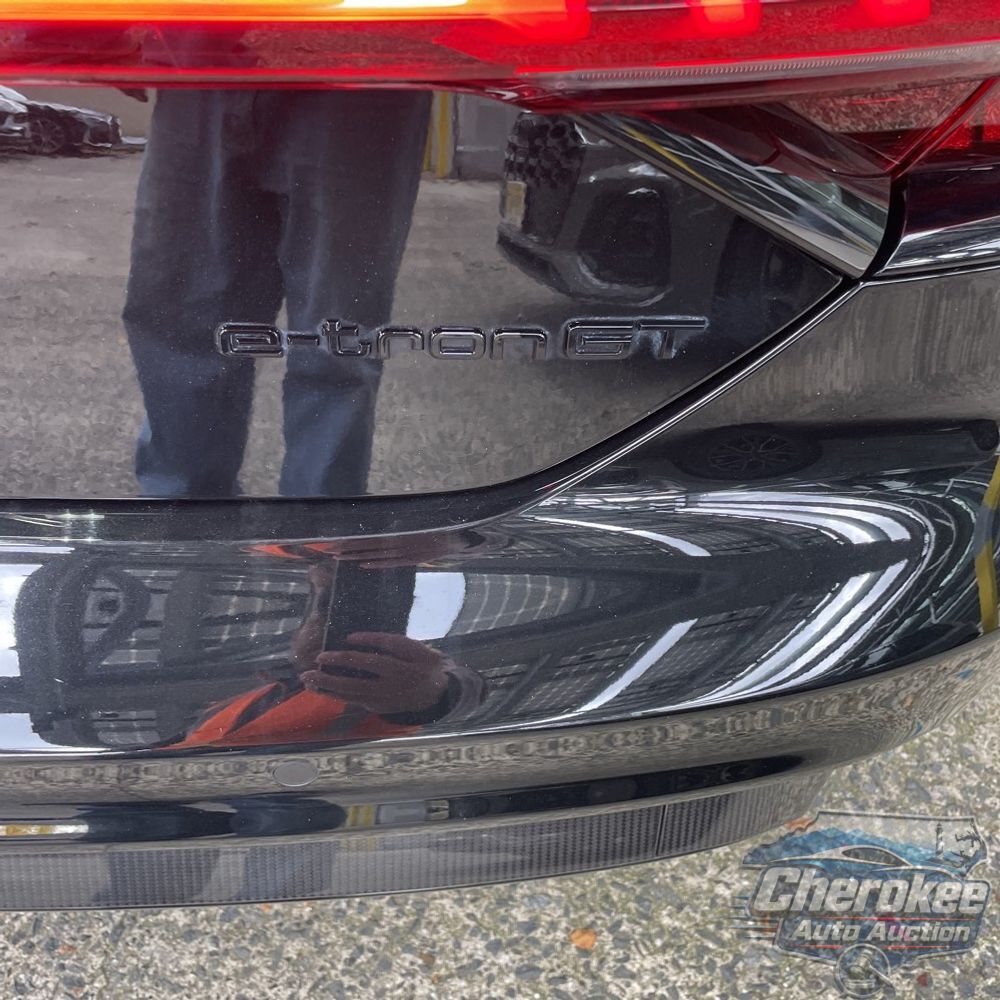 2024 Audi RS e-tron GT Base