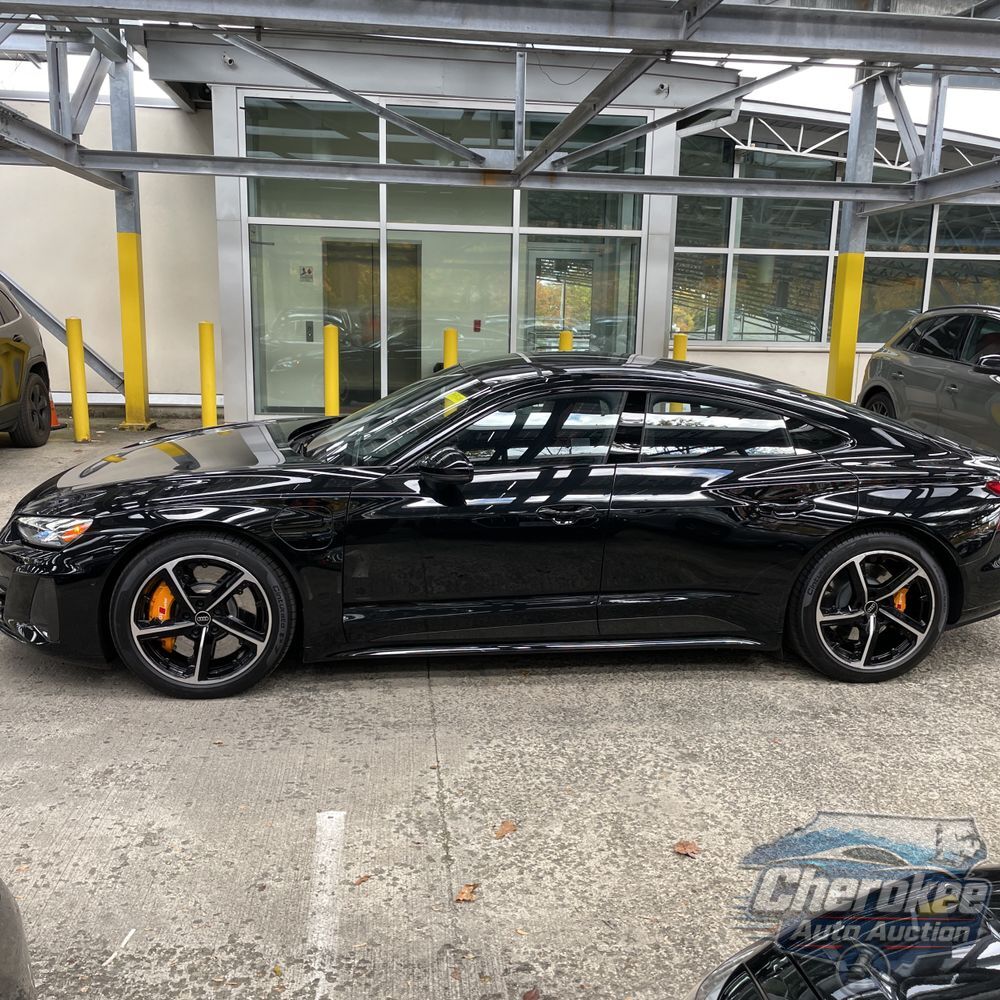 2024 Audi RS e-tron GT Base
