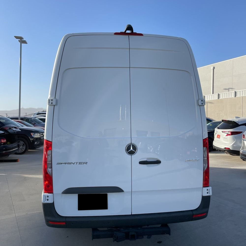 2024 Mercedes-Benz Sprinter 2500