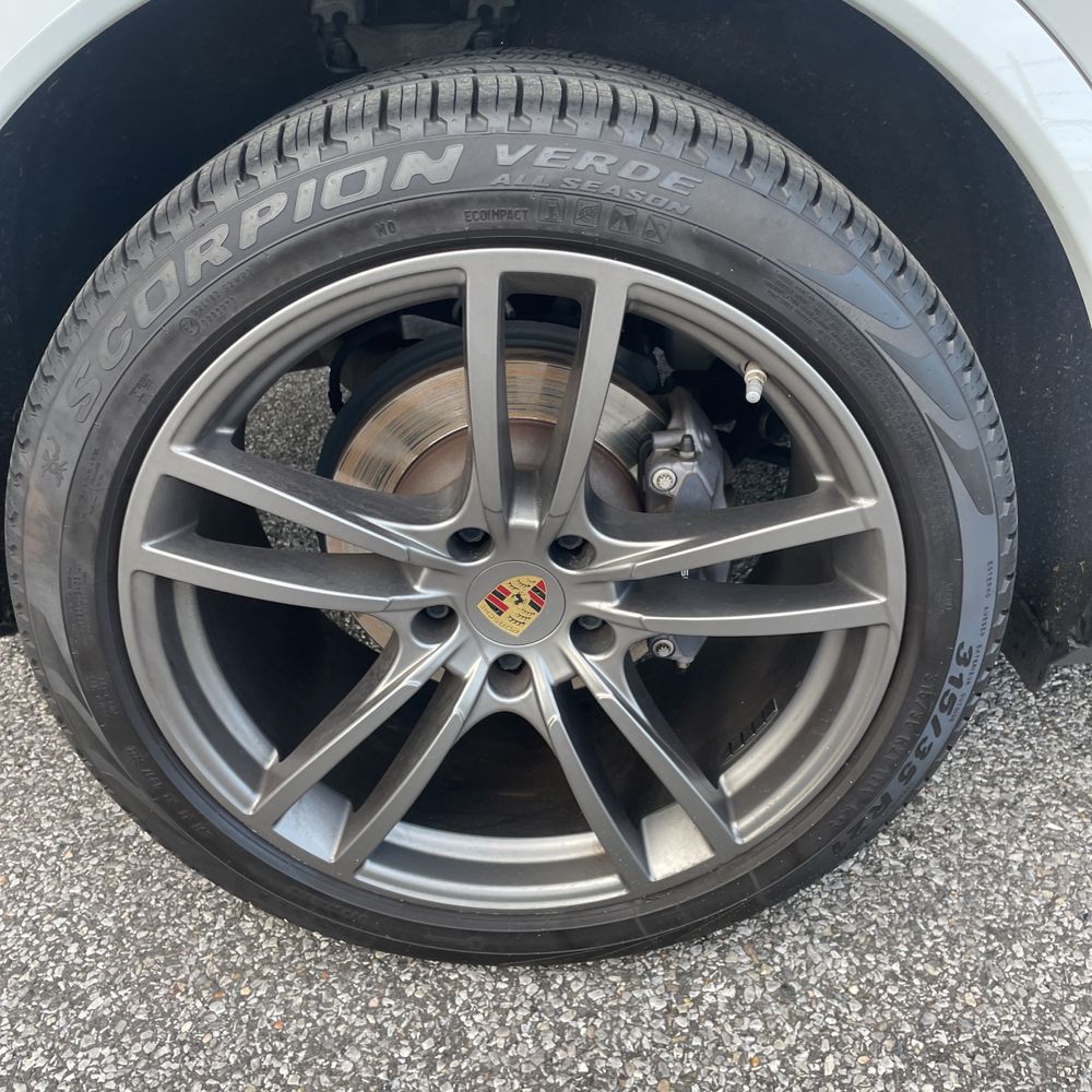 2021 Porsche Cayenne Coupe