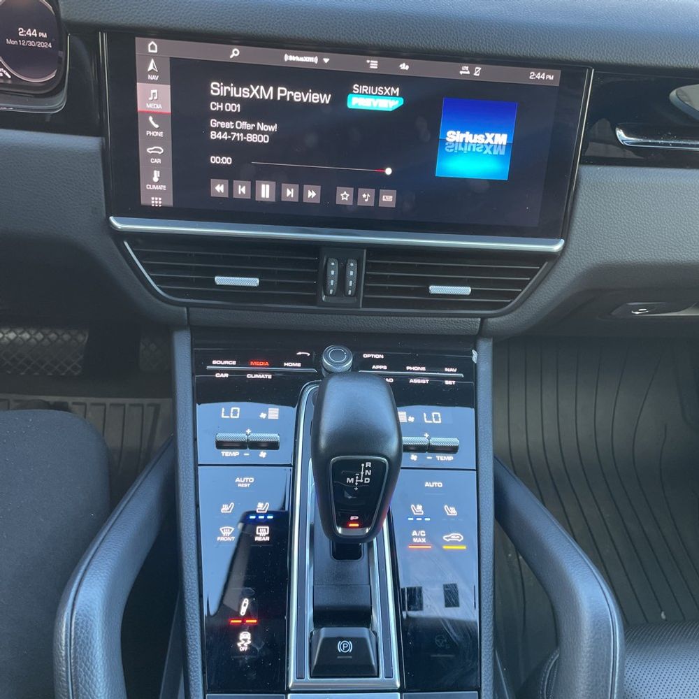 2021 Porsche Cayenne Coupe