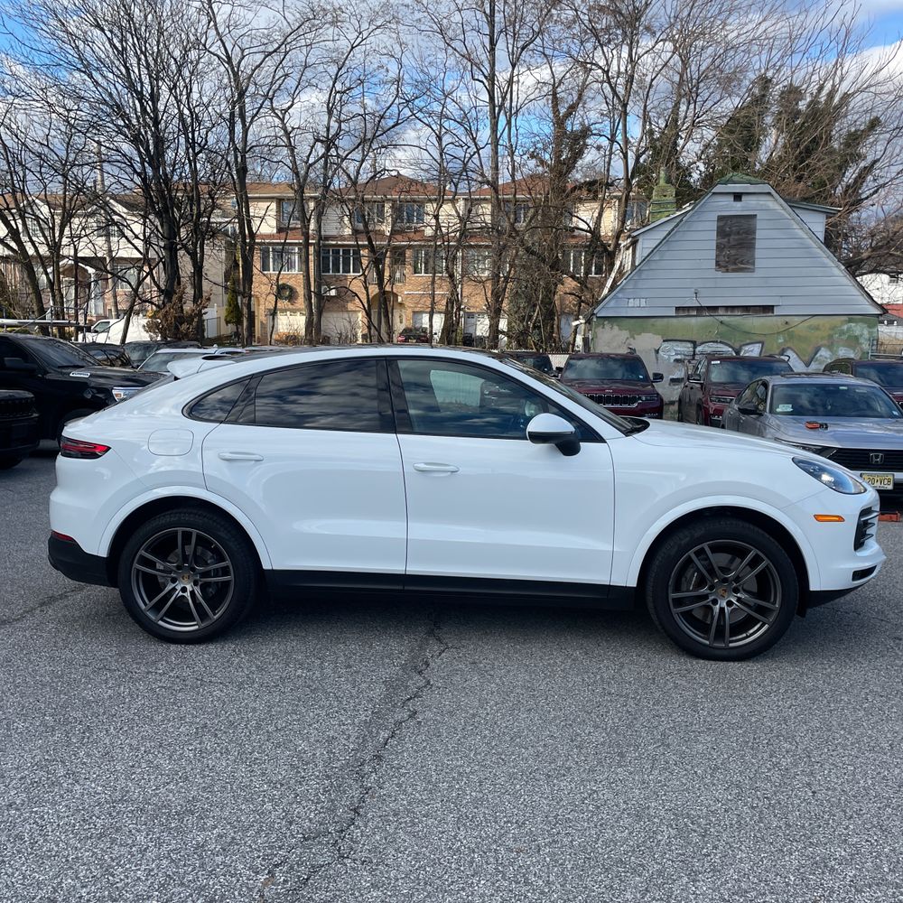 2021 Porsche Cayenne Coupe