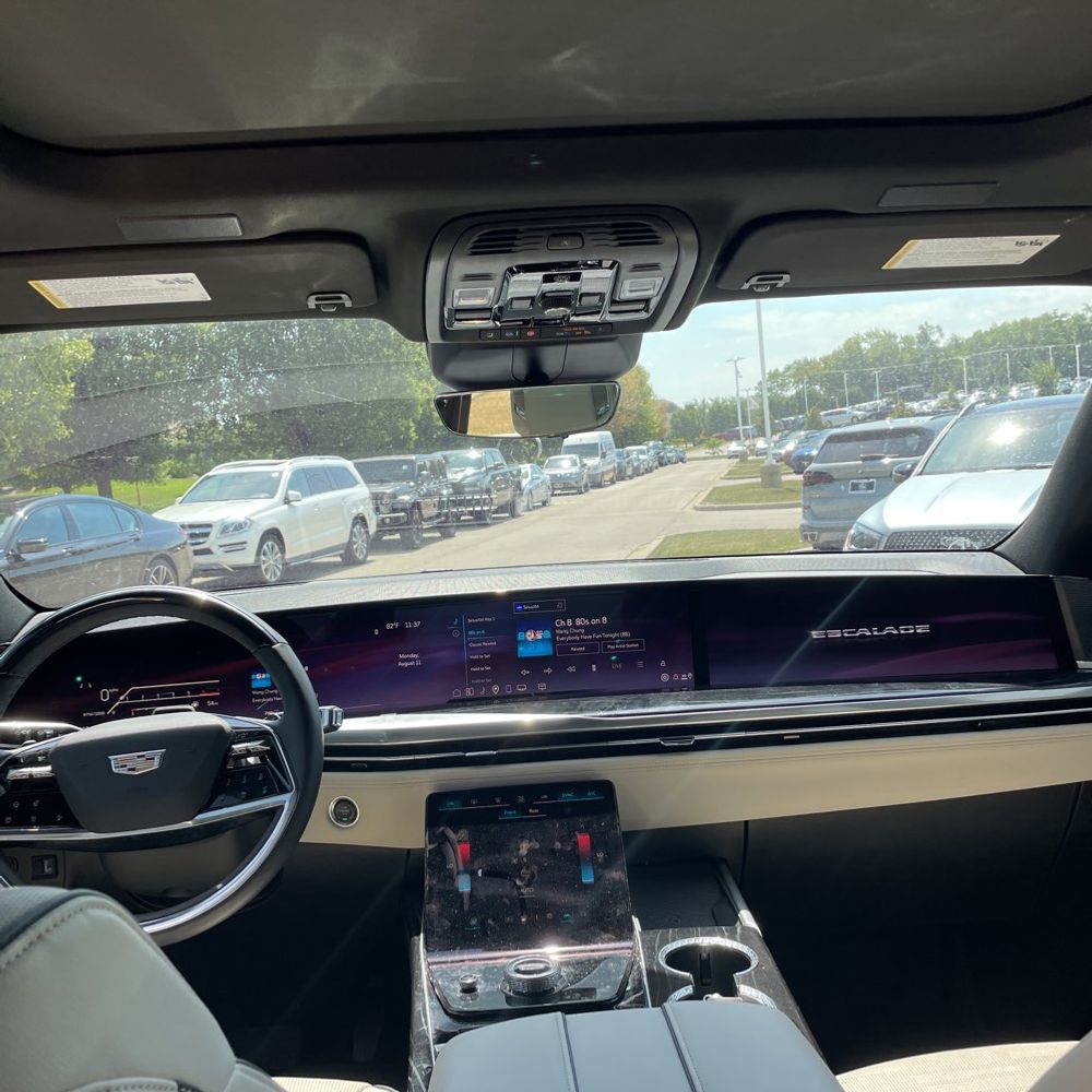2025 Cadillac Escalade Sport