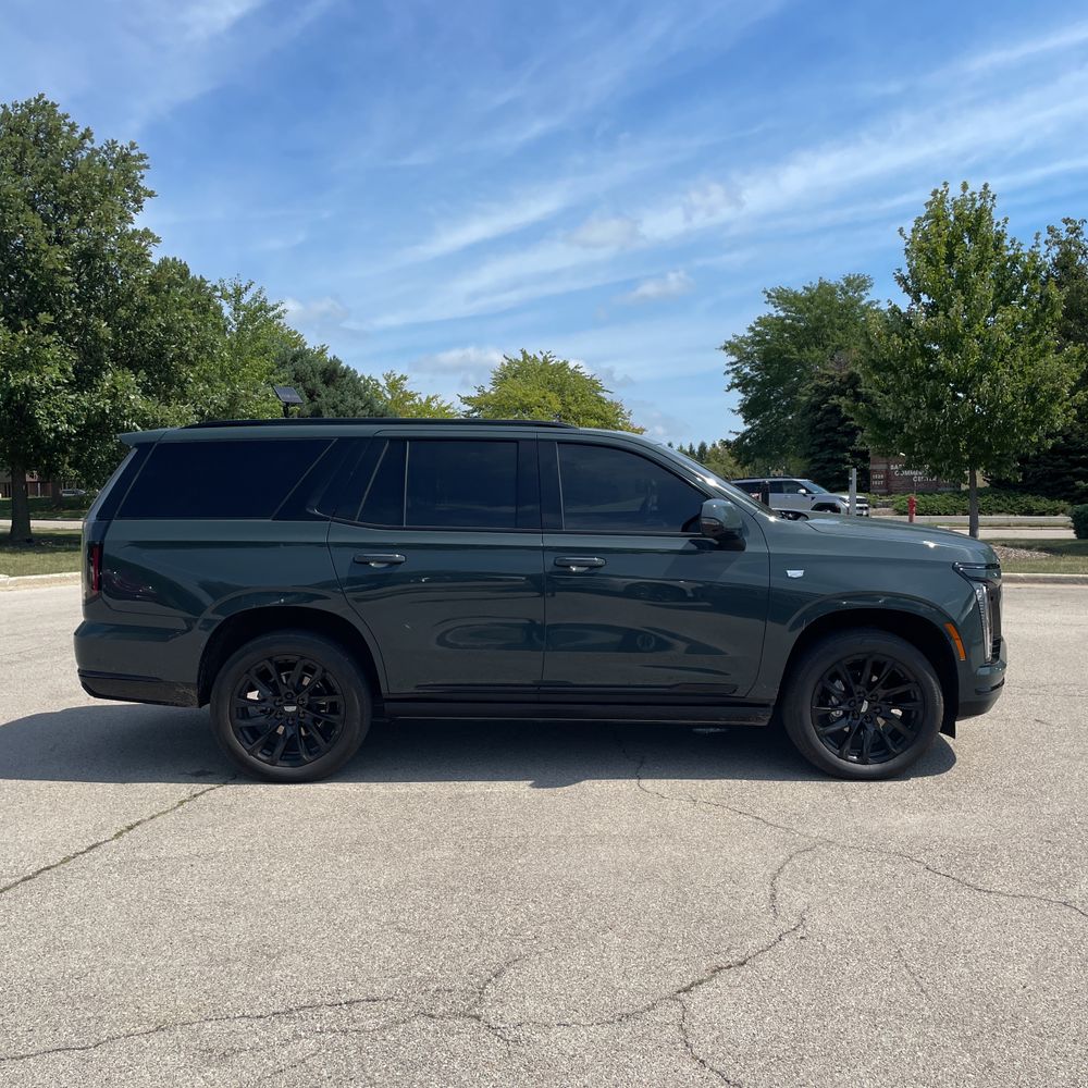 2025 Cadillac Escalade Sport