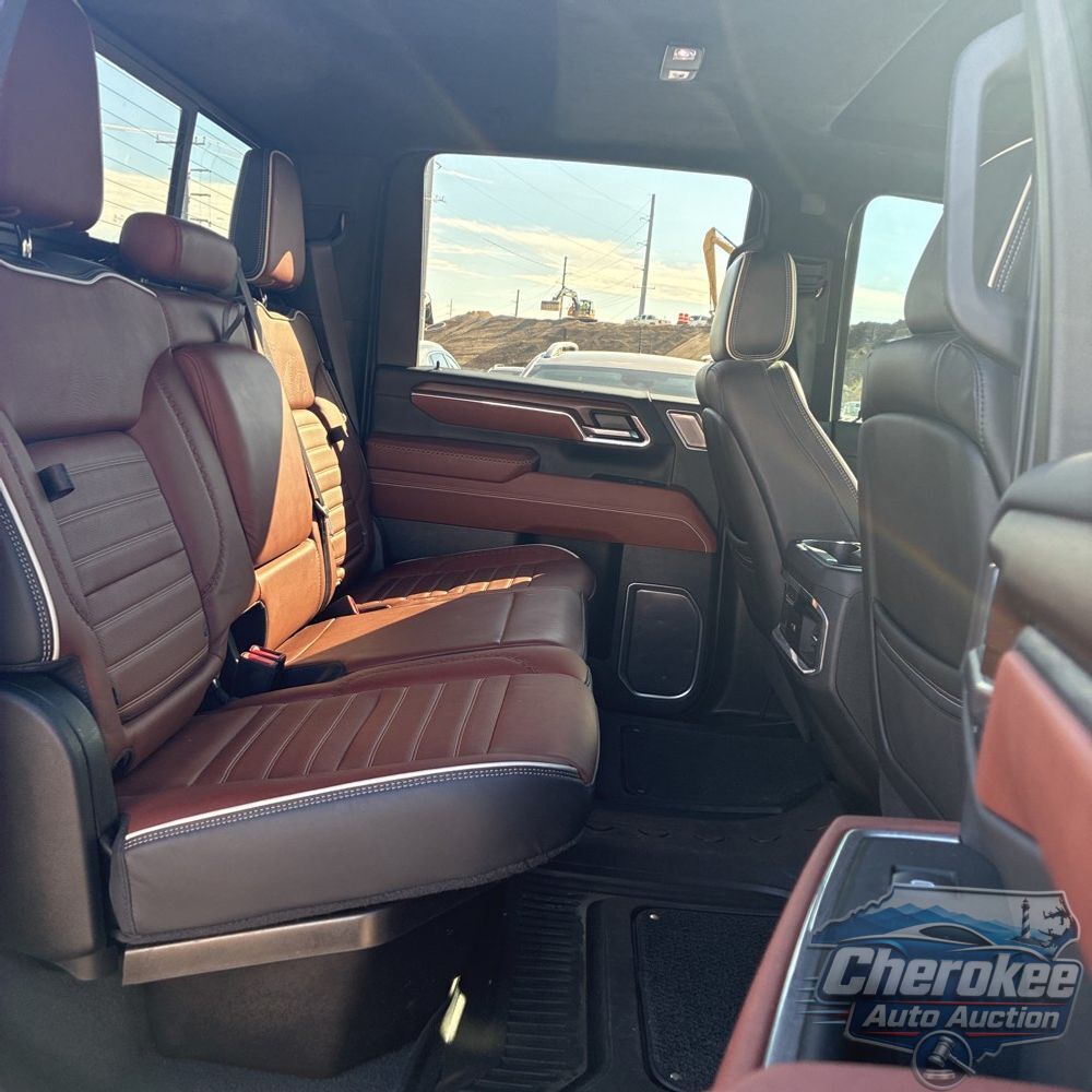2024 GMC Sierra 3500HD Denali Ultimate