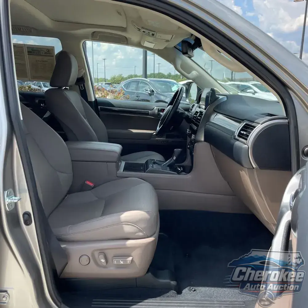2023 Lexus GX 460 Base