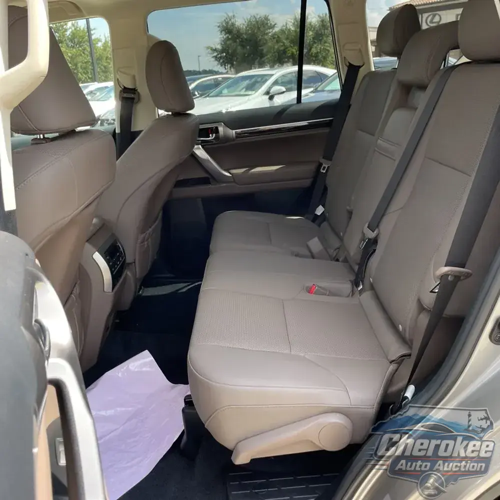 2023 Lexus GX 460 Base