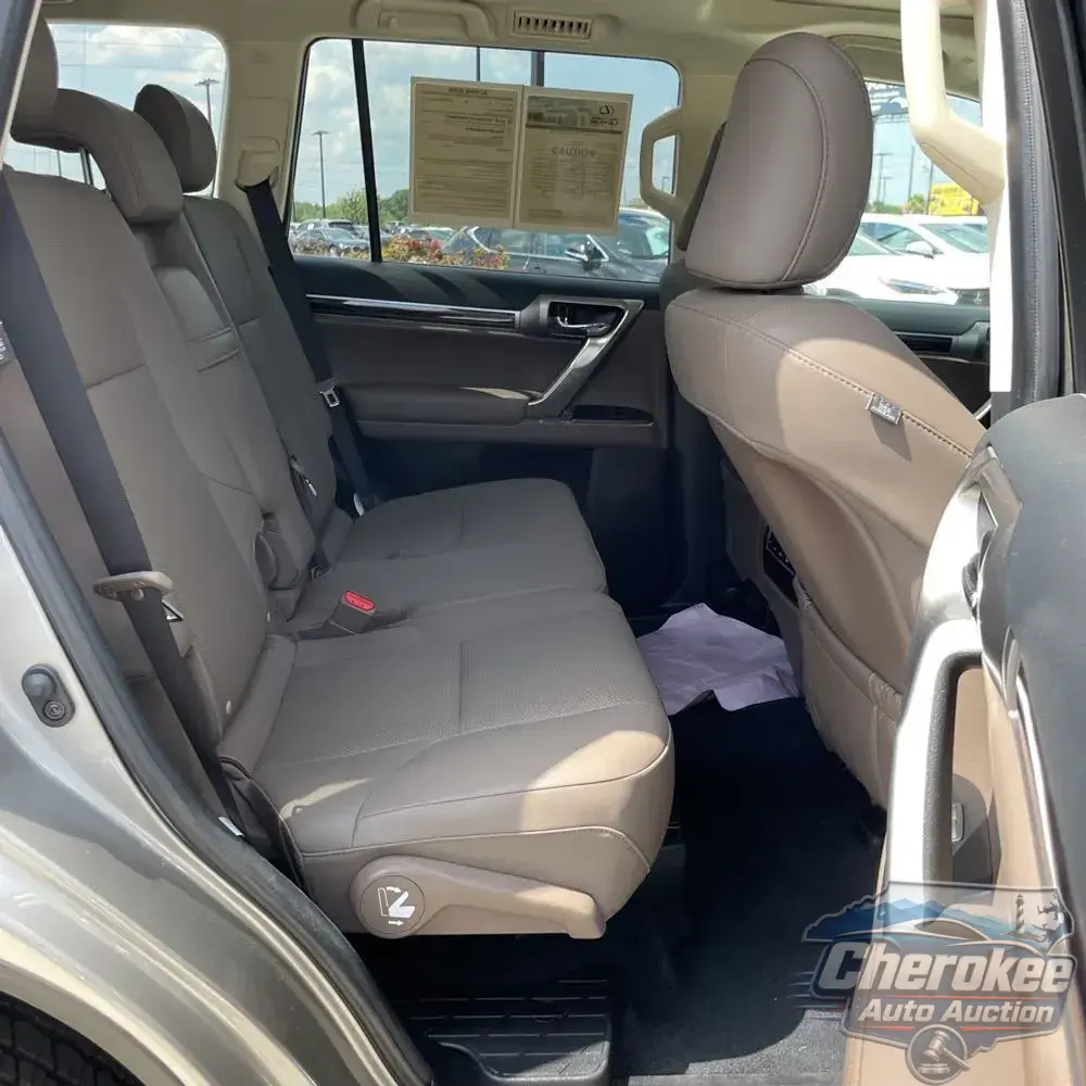 2023 Lexus GX 460 Base