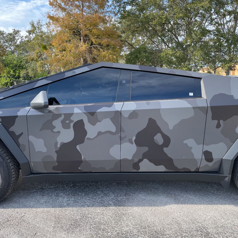 2024 Tesla Cybertruck Base
