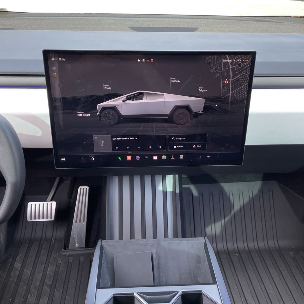 2024 Tesla Cybertruck Base