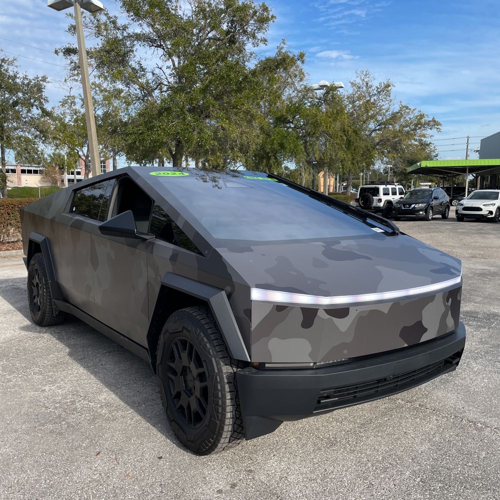 2024 Tesla Cybertruck Base