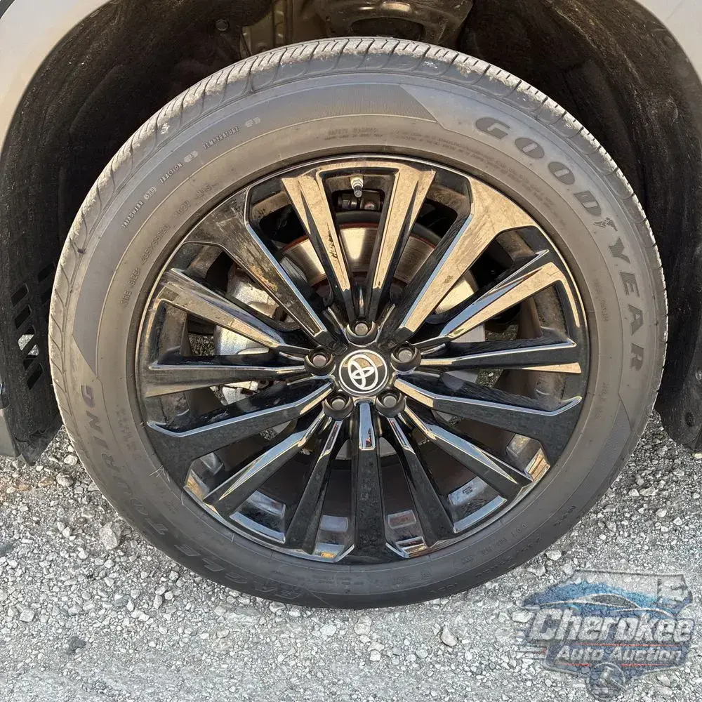 2025 Toyota Highlander XSE