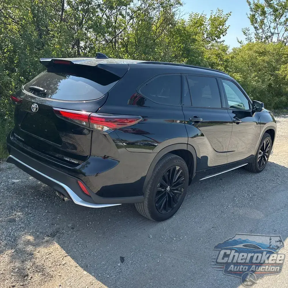 2025 Toyota Highlander XSE