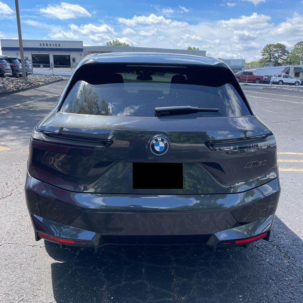 2025 BMW iX M60