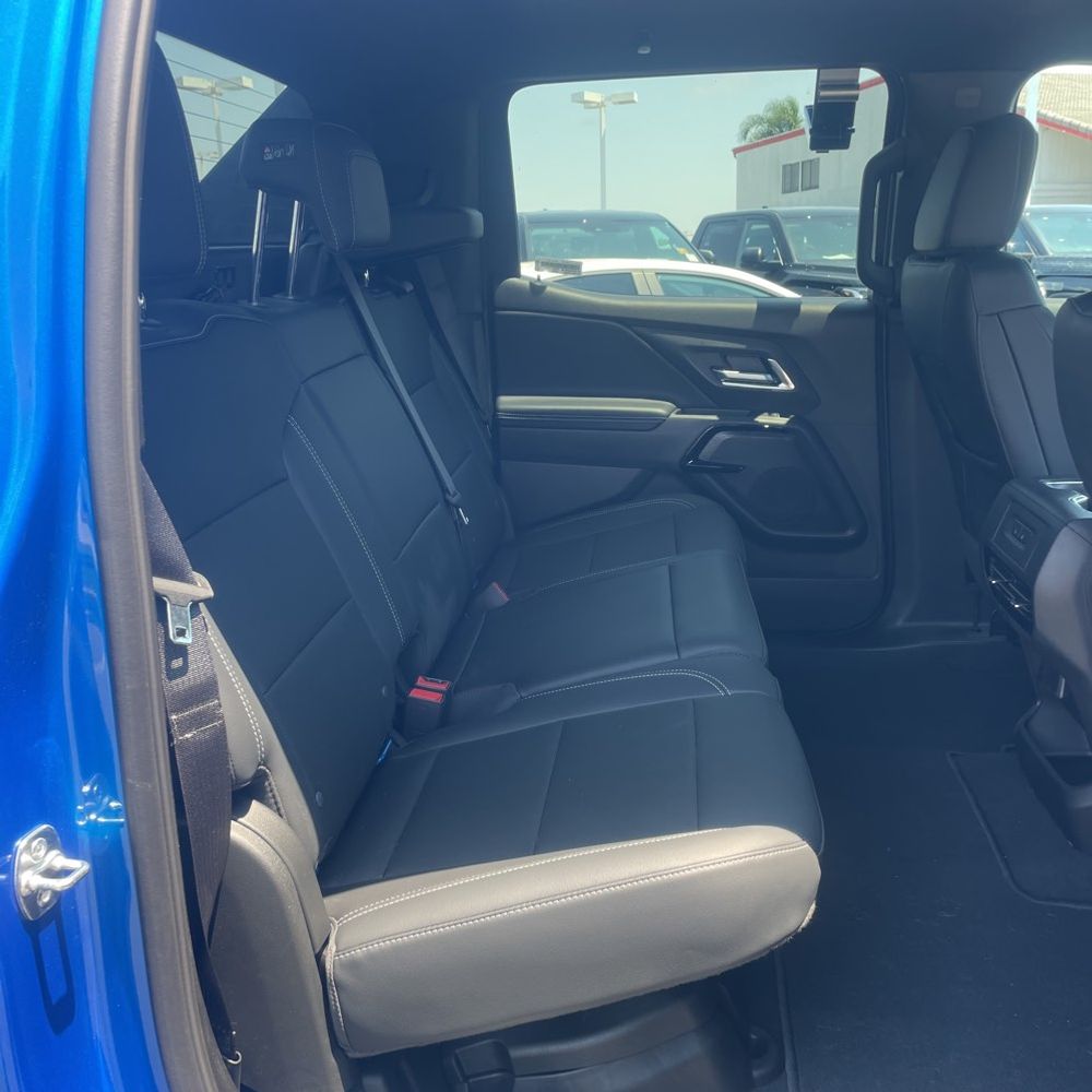 2025 Chevrolet Silverado EV LT