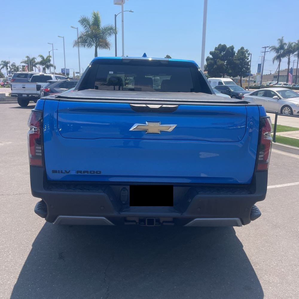 2025 Chevrolet Silverado EV LT