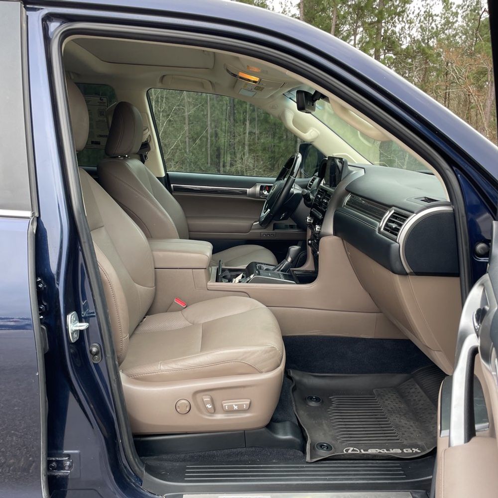 2023 Lexus GX 460 Luxury