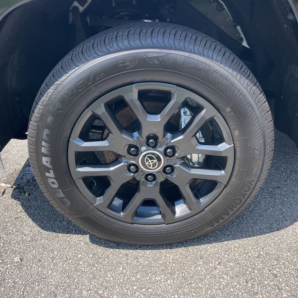 2024 Toyota Tundra Platinum HV