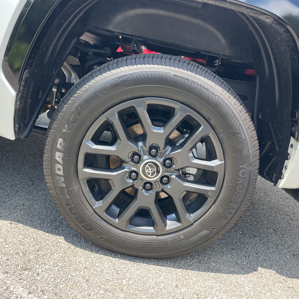 2024 Toyota Tundra Platinum HV