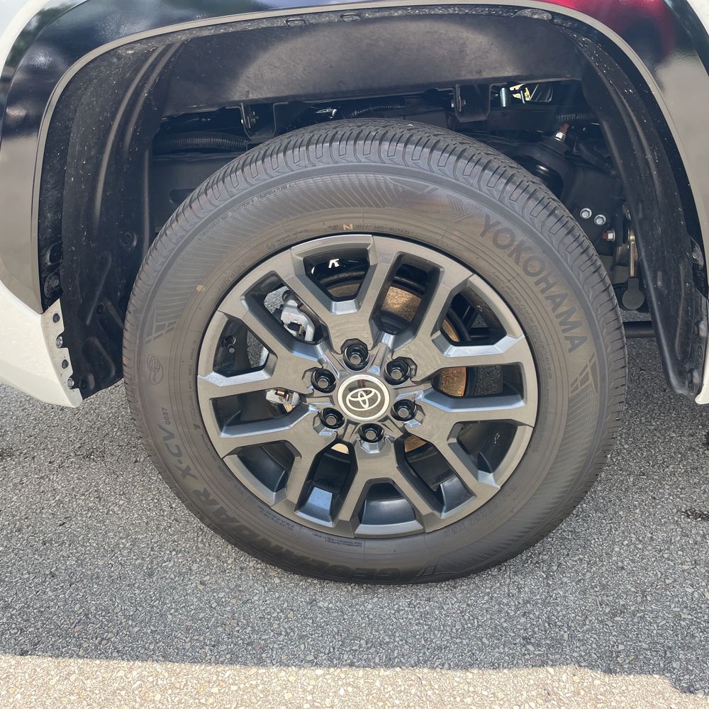 2024 Toyota Tundra Platinum HV